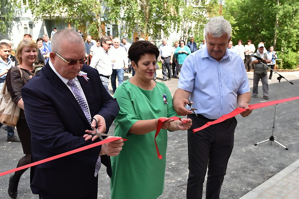 красная лента, открытие, Владимир Семёнов