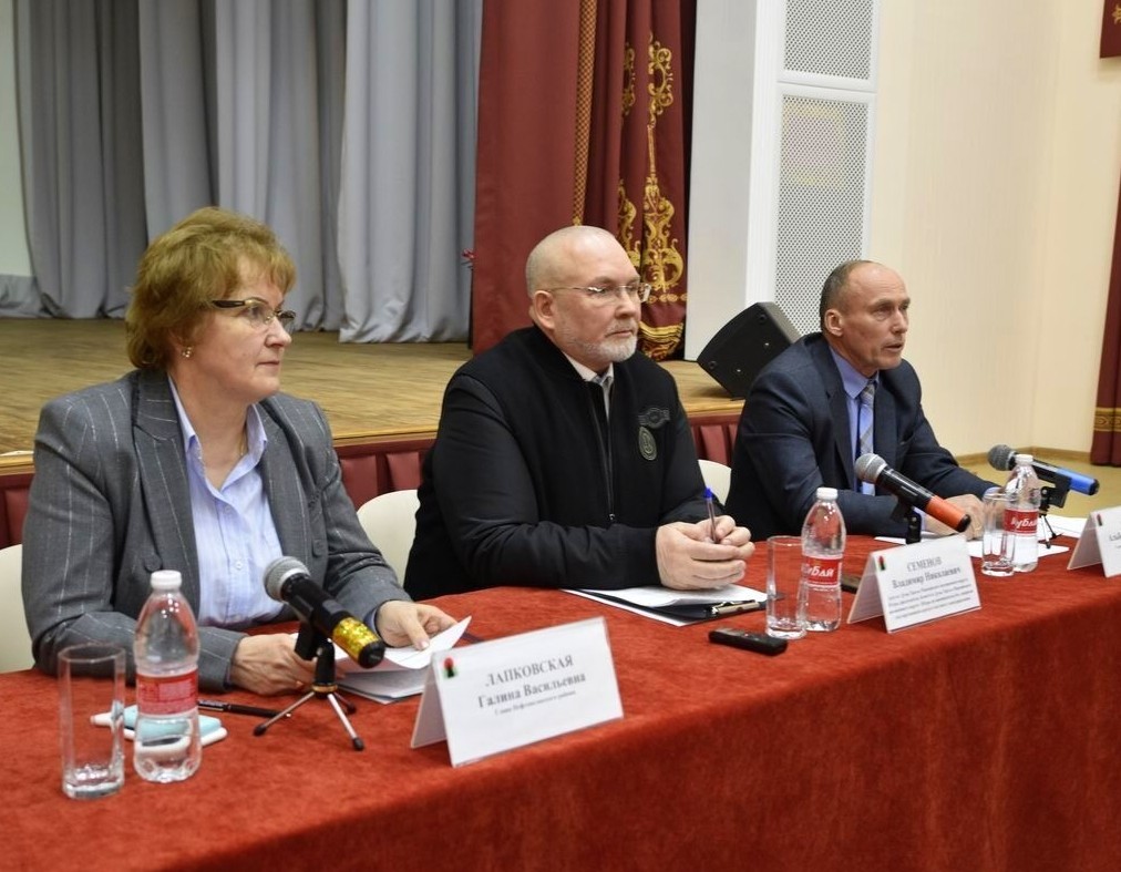 Галина Лапковская, Владимир Семенов, Альберт Архипов