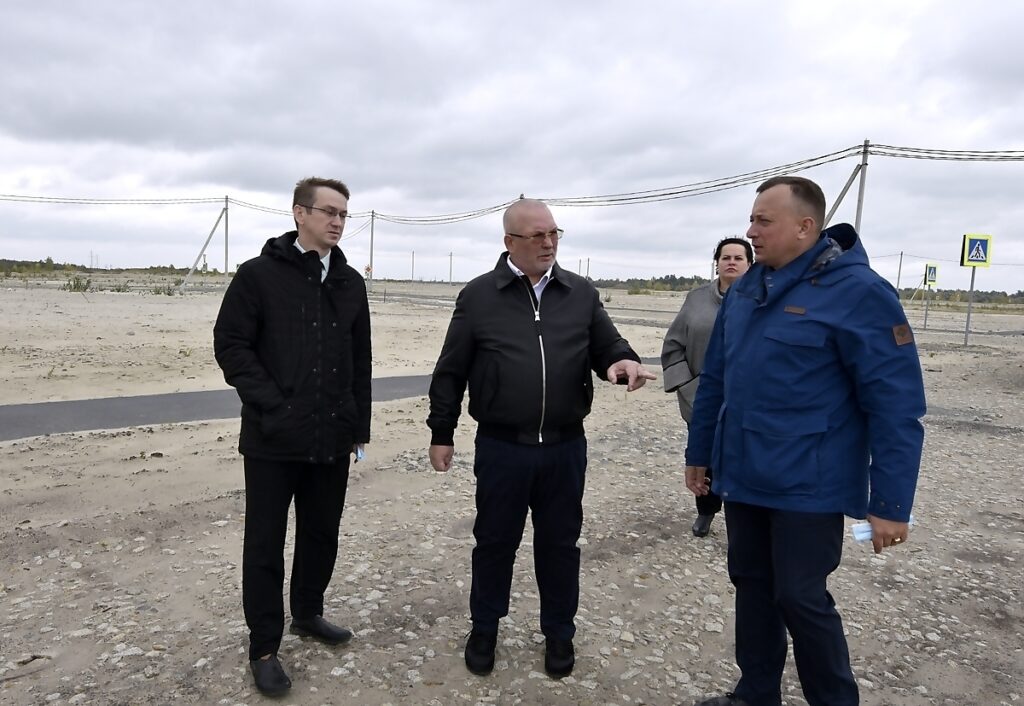 Владимир Семенов, Валентин Кошаков, Владимир Куликов, строительство