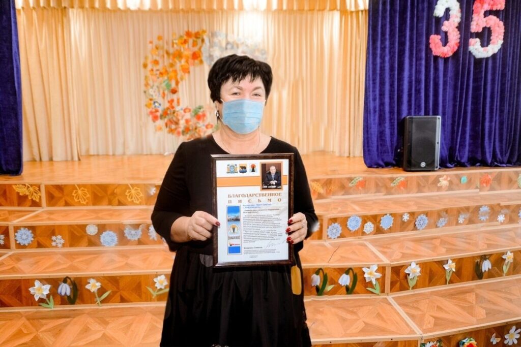 Ирина Евгеньевна Сергеева, школа