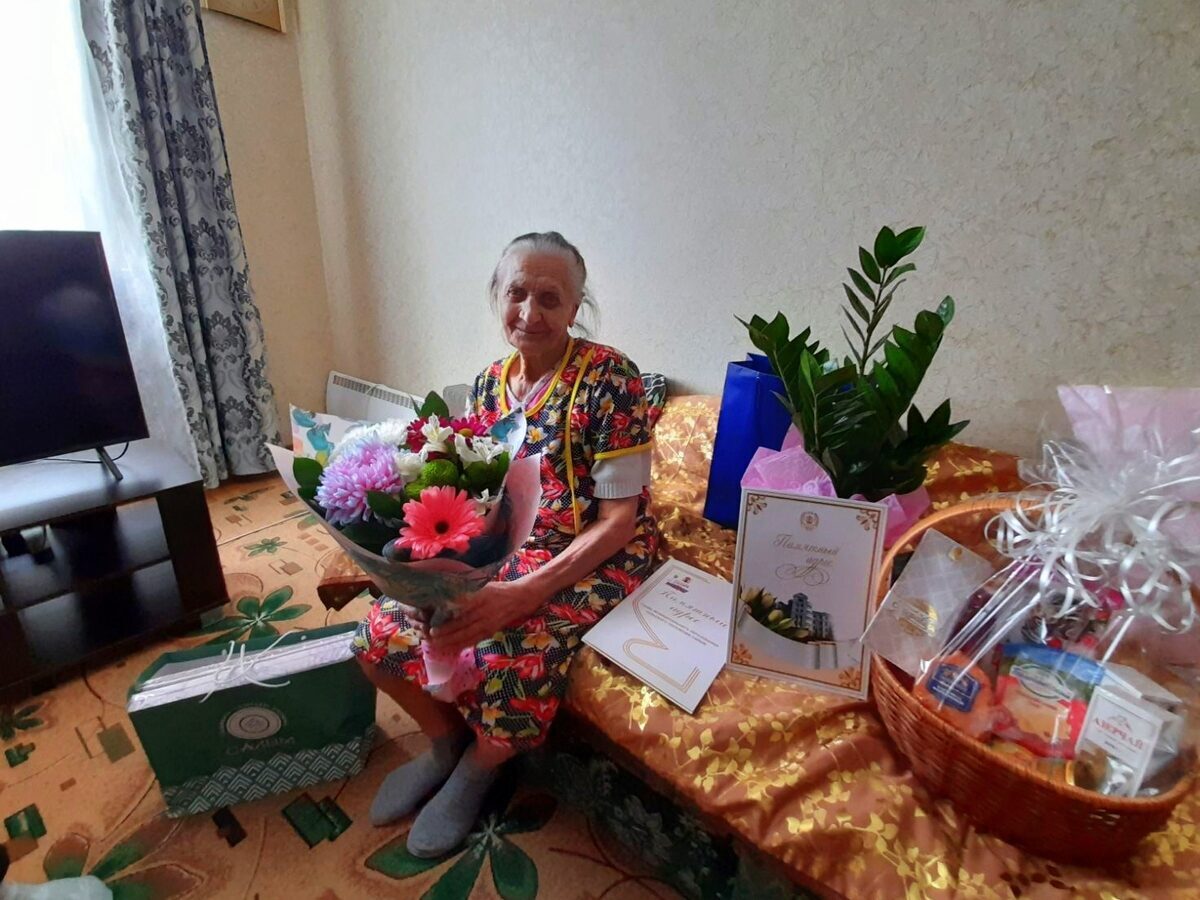 Евгения Григорьевна Морозюк, ветеран, благодарность, СП, поздравление