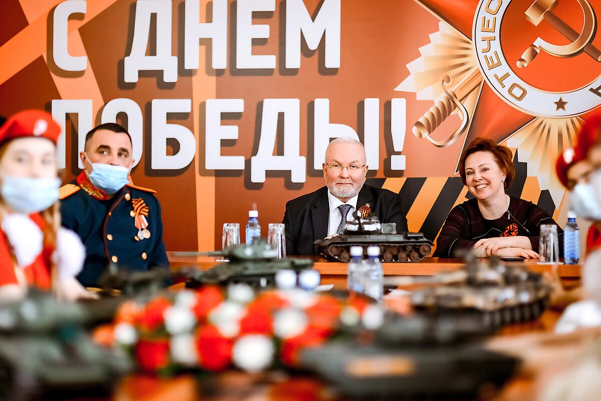 Владимир Семенов, Татьяна Котова, форум