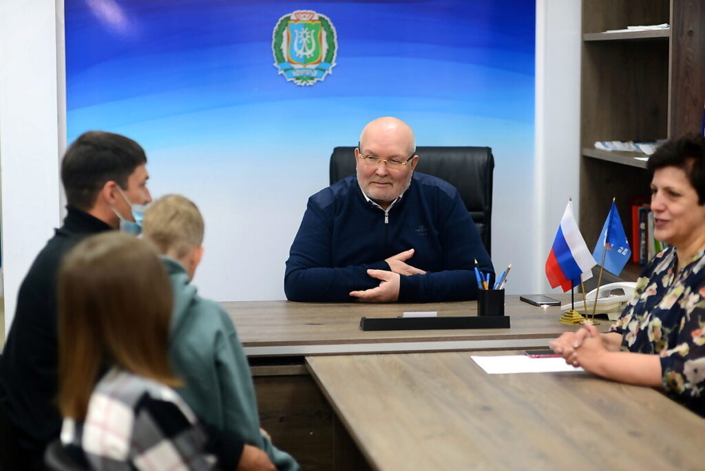 Владимир Семенов, прием, ЕР