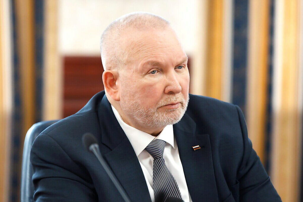 Владимир Семенов