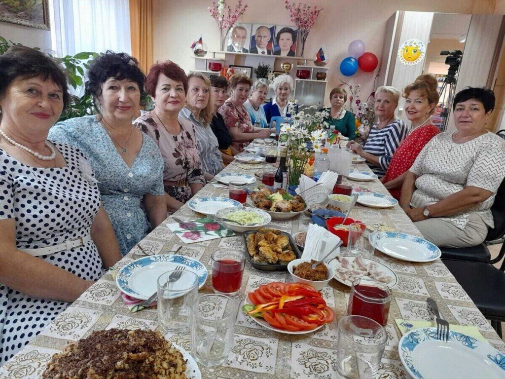 акция, старшее поколение, чаепитие, празднование