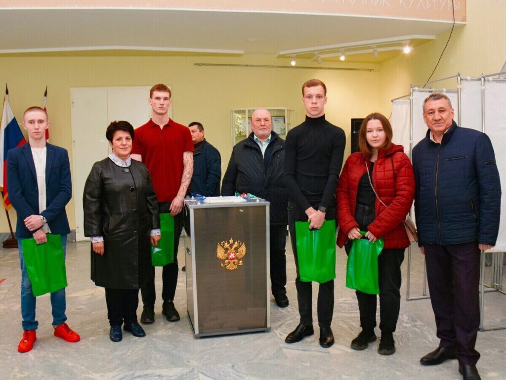 Алла Бочко, Владимир Семенов, Сергей Кудашкин, выборы, Каркатеевы, ЕДГ