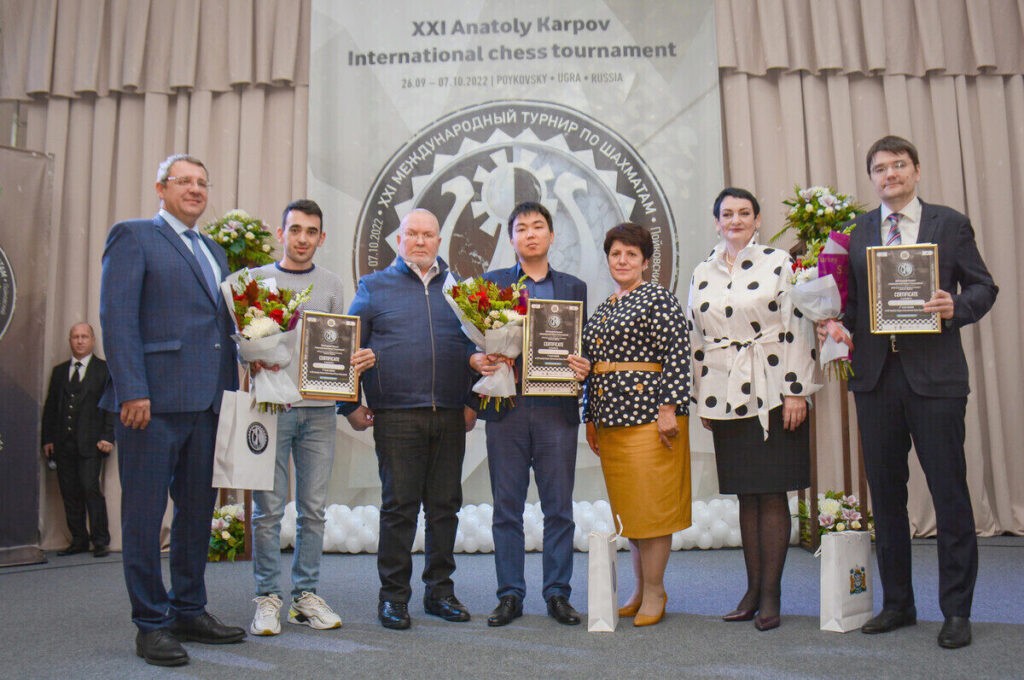 Владимир Семенов, Василий Филипенко, Алла Бочко, Ирина Бородина, турнир, шахматы, закрытие, Санан Сюгиров