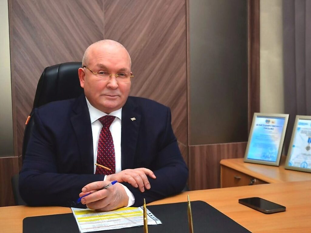 Владимир Семенов, кабинет