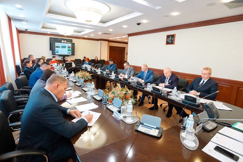 Дума Югры, Комитет по законодательству