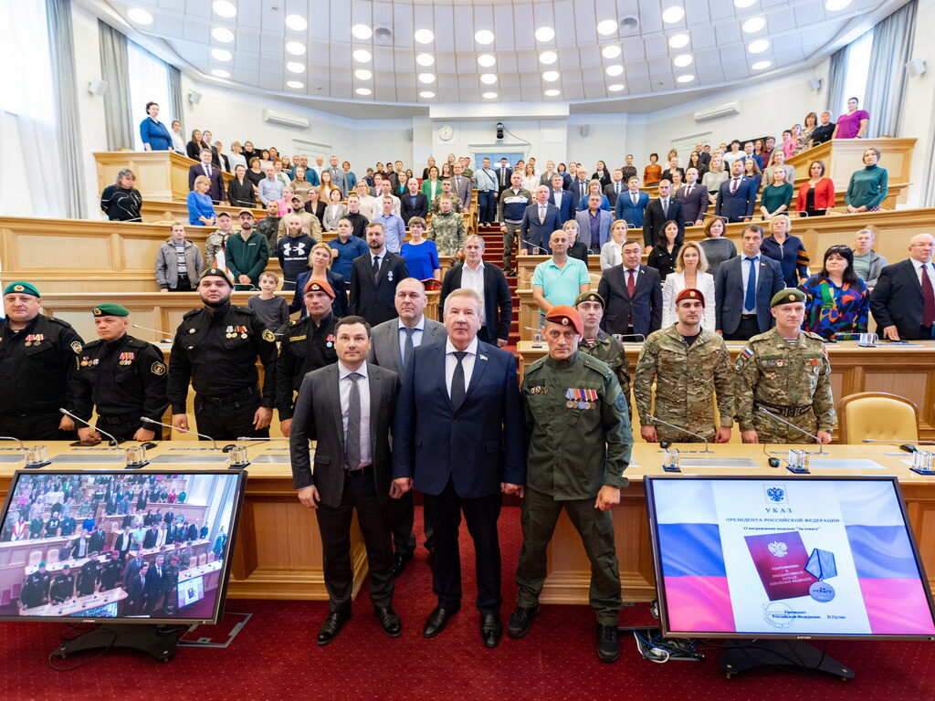 дума Югры, вручение наград, ветеран, СВО