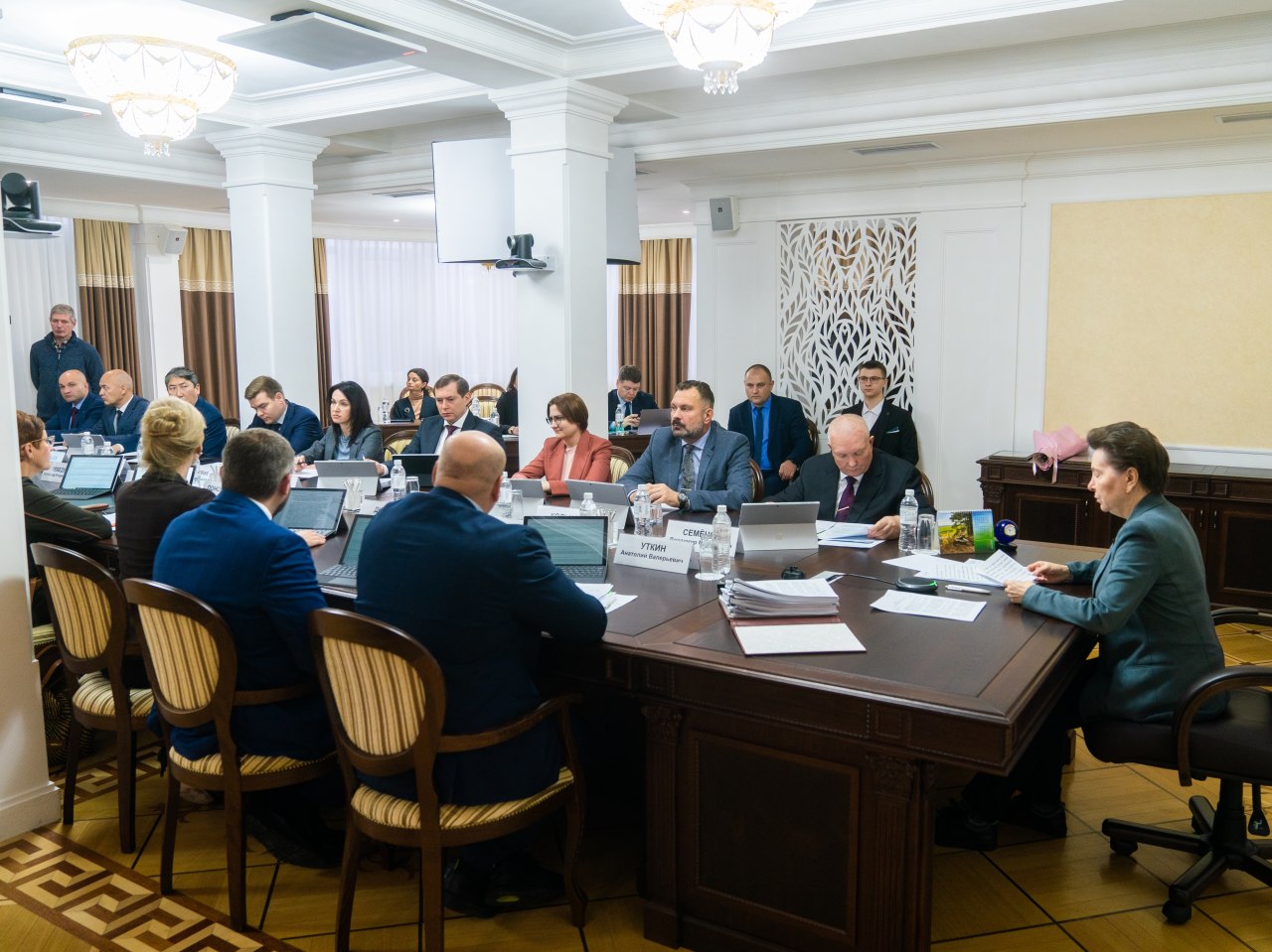 Правительство автономного округа