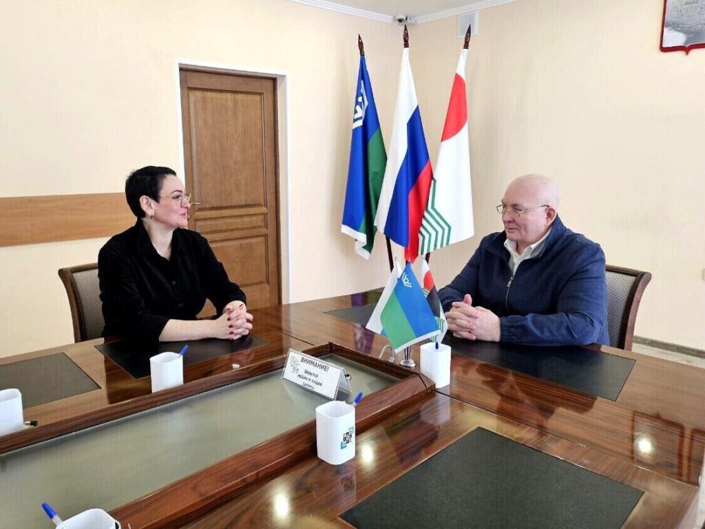 Ирина Бородина, Владимир Семенов, кабинет, Пойковский, приём