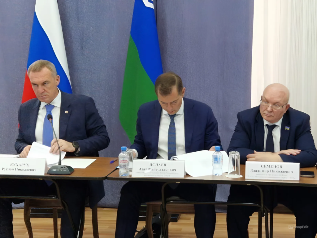 Руслан Кухарук, Владимир Семенов, Азат Ислаев