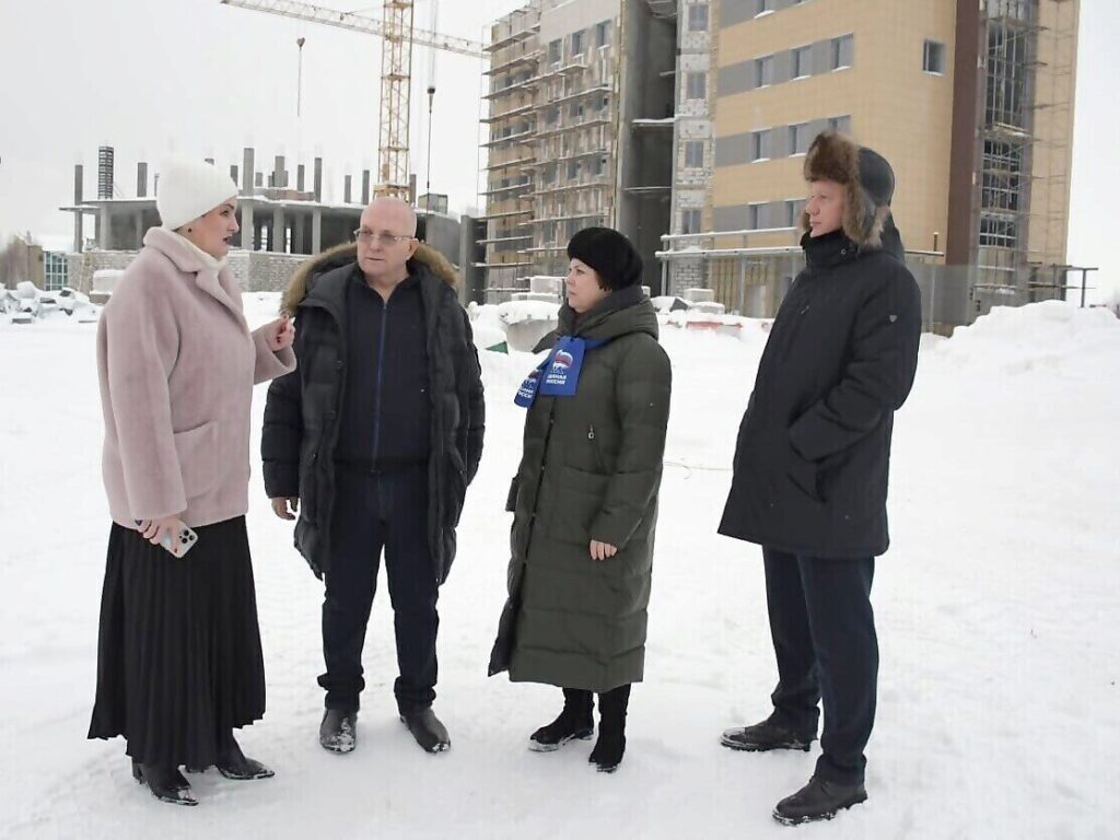 Ирина Бородина, Владимир Семенов, Татьяна Котова, Кирилл Дмитриев, Пойковский, Карта развития Югры, поликлиника Нефтеюганского района