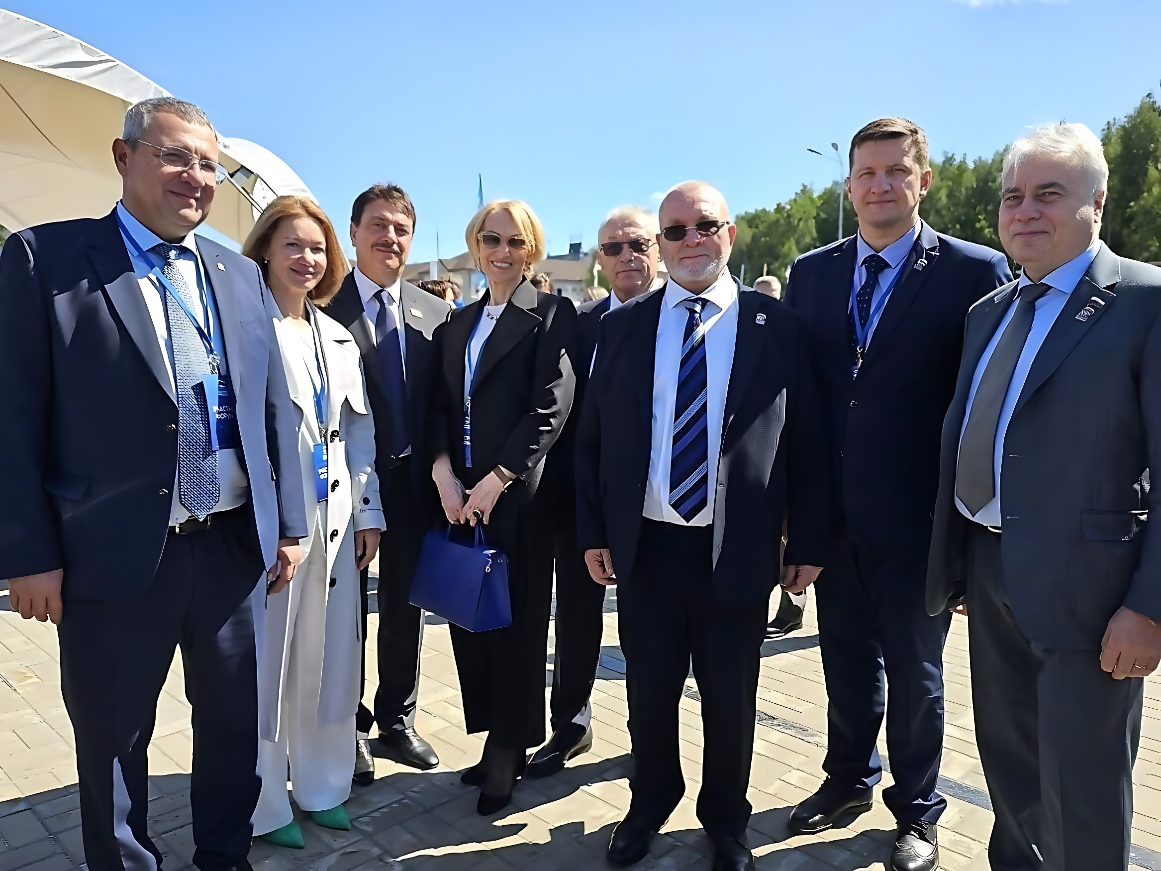 Александр Филипенко,Оксана Михеева, Александр Сальников,Лариса Белоцерковцева, Владимир Елецкий, Владимир Семенов, Павел Завальный, форум