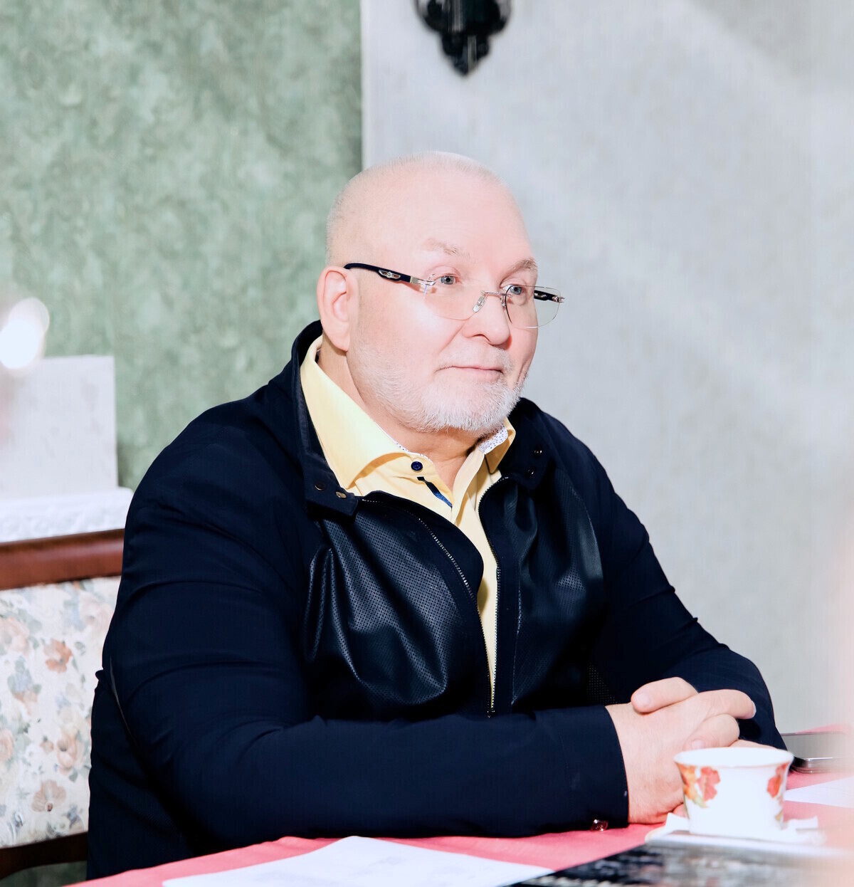 Владимир Семенов