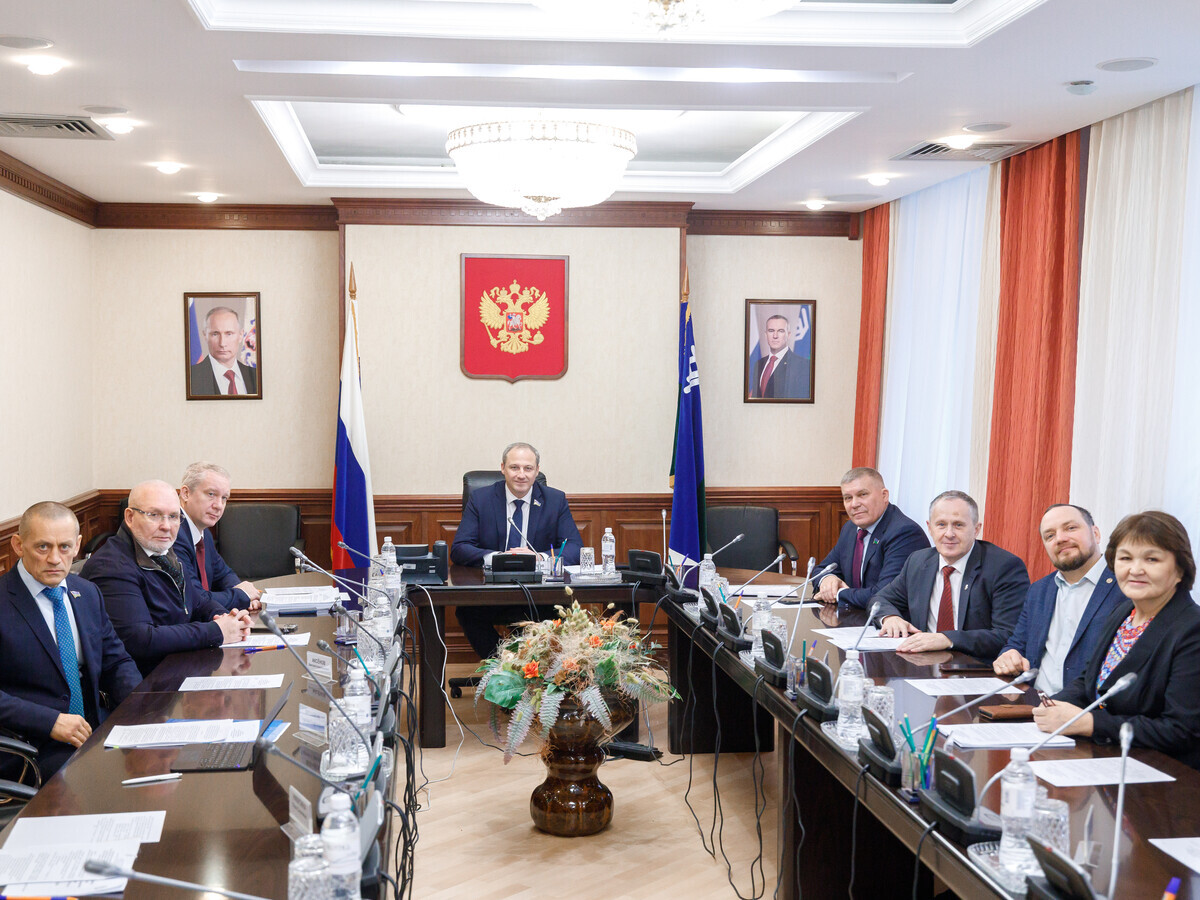 Комитет по законодательству, региональному устройству и местному самоуправлению Думы Югры