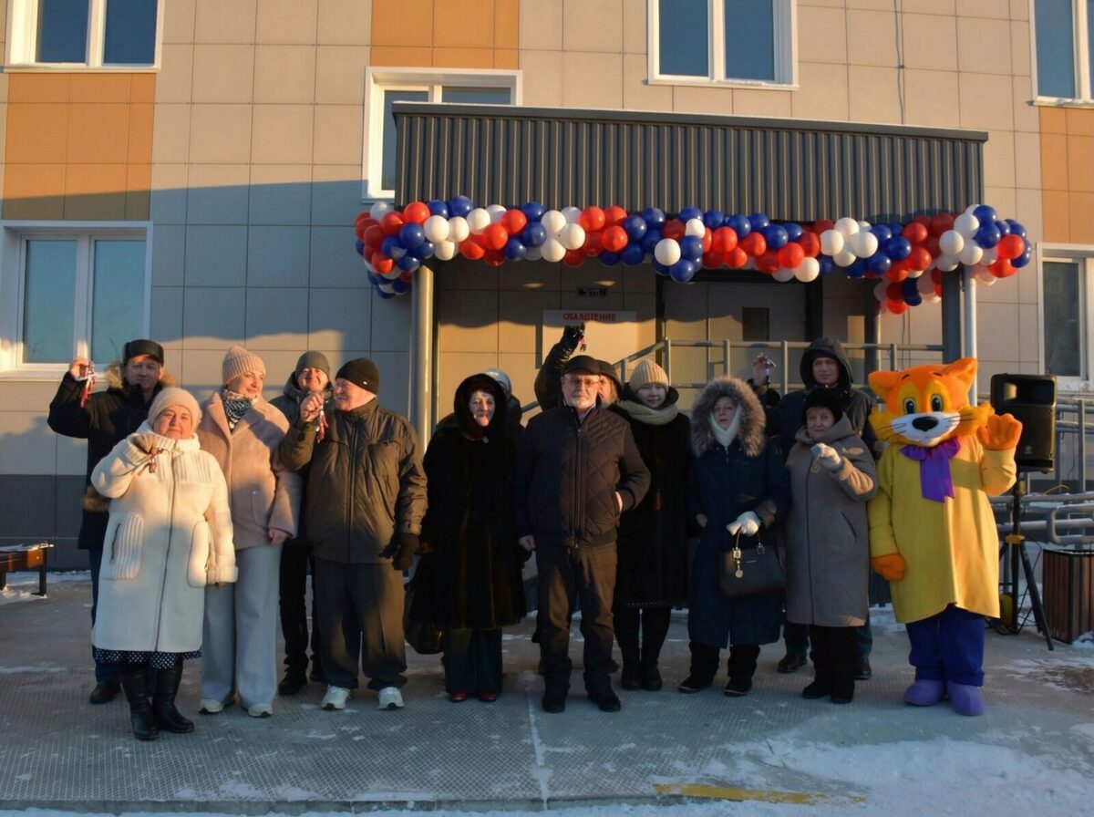 ключи, новоселье, Пойковский, Владимир Семенов