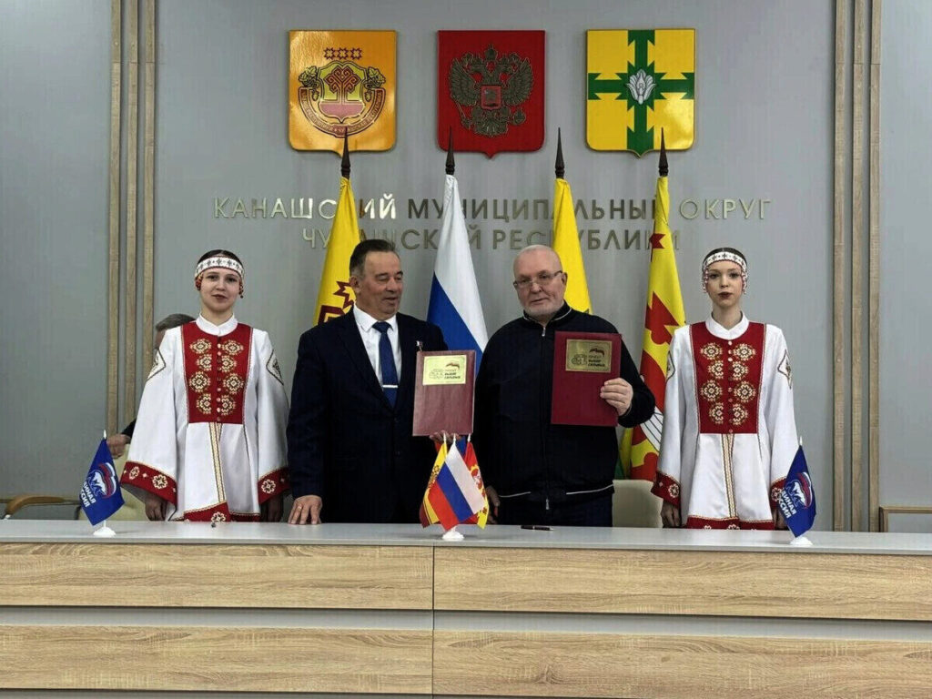Подписание соглашения, Николай Гаврилов, Владимир Семенов, федерации спортивной борьбы, Чувашская республика