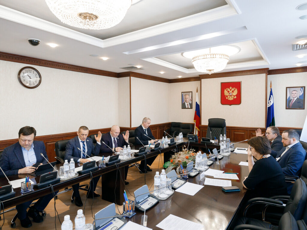 Комитет по законодательству, региональному устройству и местному самоуправлению Думы Югры