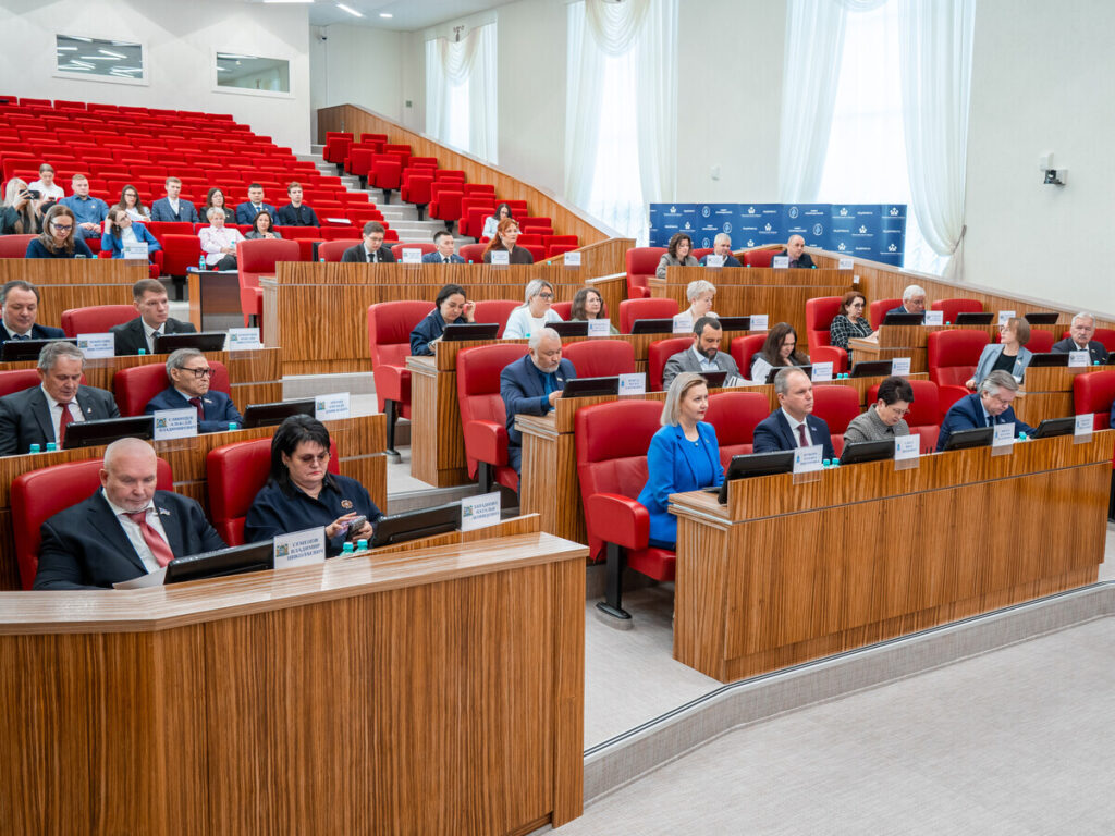 Совет Законодателей, Владимир Семенов