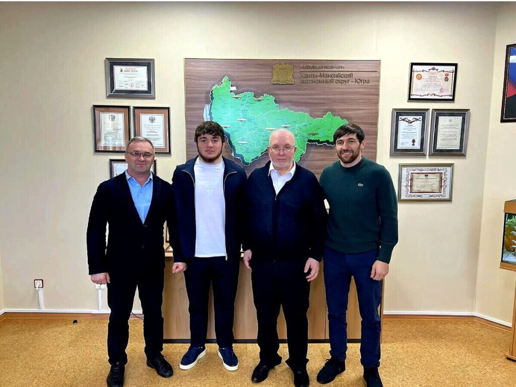 Бозигит Исламгереев, Аскер Юсупов, Аляексей Бятиков, Владимир Семенов, борьба