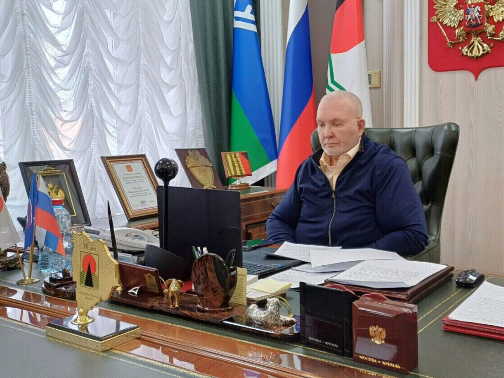 Владимир Семенов, ВКС, кабинет