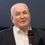 Владимир Семенов